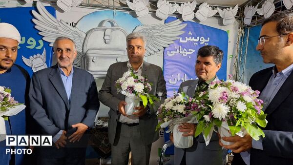 حضور فرماندار مشهد در جشن عید غدیر در میدان دانشجو