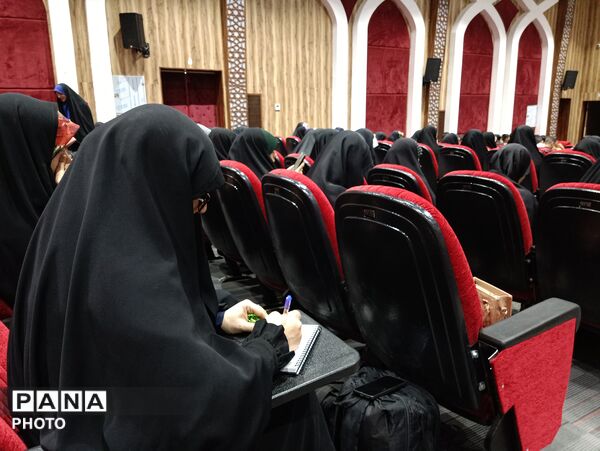آموزش مهارتی و معنوی؛ آغاز دوره یاوران ولایت ۱۴۰۵ در همدان