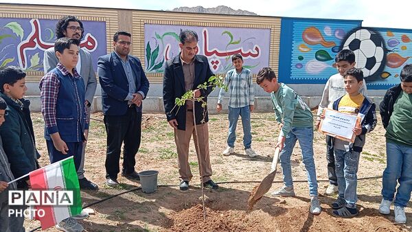 پویش ملی کاشت نهال امید
