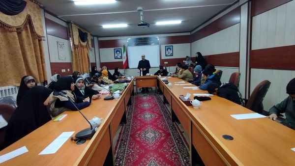 کارگاه هم‌اندیشی ویژه خبرنگاران پانا شهرستان خلیل‌آباد