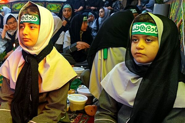 افتتاحیه هیئت فاطمه الزهرا در مکتب فاطمی دبستان دانش