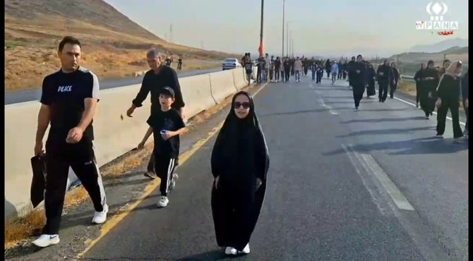 حضور آحاد مردم در راهپیمایی جاماندگان اربعین شهرستان شازند 