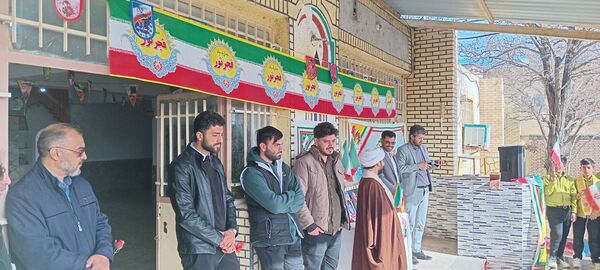 طنین زنگ انقلاب در مدرسهٔ شهید صادقی باخرز