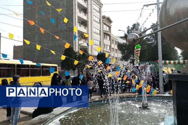 خروش مردمی در خیابان‌های رباط‌کریم در 22بهمن