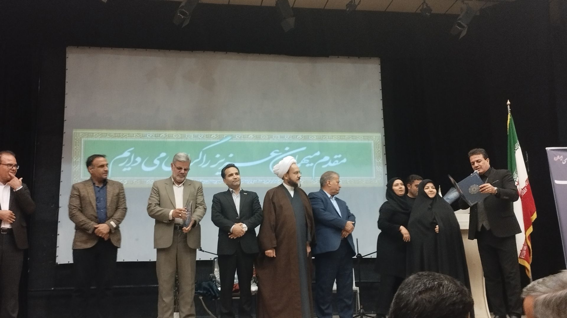 شب شعر در شهرستان خلیل‌آباد 