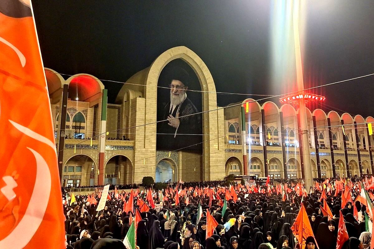 مصلای تهران؛ میعادگاه ابدی وداع با رهبر شهید