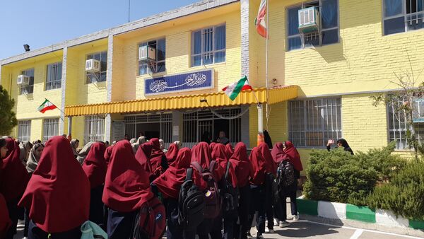 آیین بازگشایی مدرسه نورالهدی ناحیه هفت با همراهی دانش‌آموزان فعال و پر اشتیاق