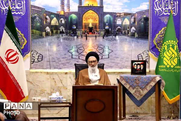 آغاز برنامه‌های گرامیداشت هفته معلم در قم