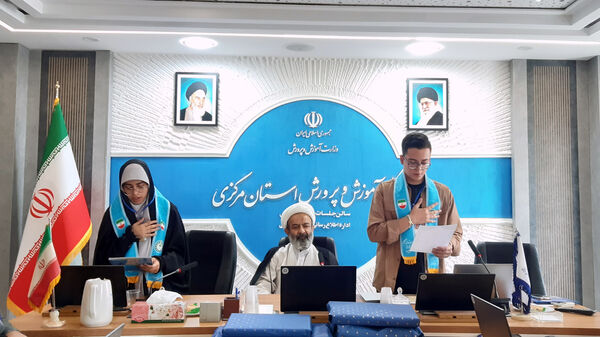 افتتاحیه دوازدهمین دوره مجلس دانش‌آموزی کشور با برگزاری انتخابات هیات رئیسه و تحلیف