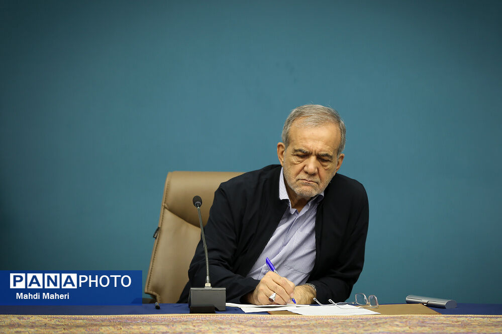 انتصاب رئیس سازمان اسناد و کتابخانه ملی از سوی رئیس جمهور