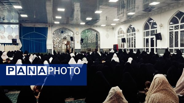 حضور پر شور مردم در نماز جماعت