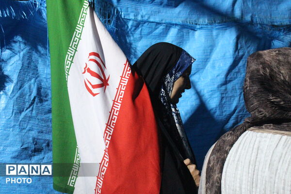 شبی دیگر از غرفه‌های پویش نوجوان مبارز 
