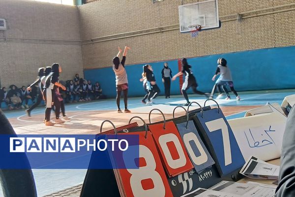 آغاز مسابقات استانی بسکتبال دختران شهرستانهای تهران در کهریزک 