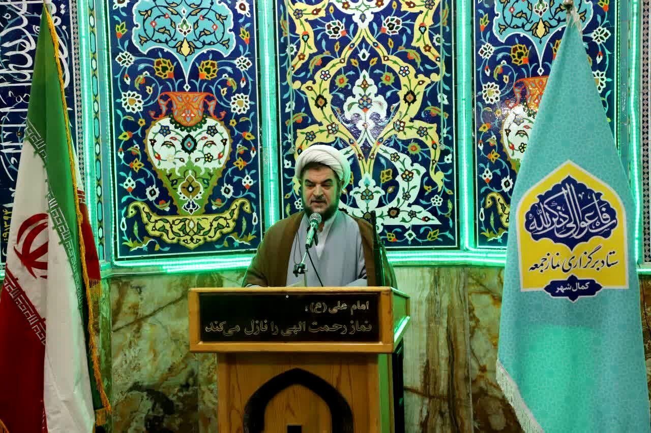  محبت امیرالمؤمنین(ع) باید در عمل متجلی شود