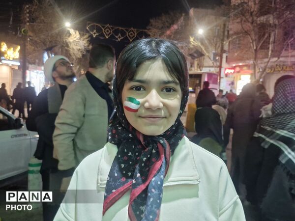 حضور پرشور دانش‌آموزان، نوجوانان وکودکان اردبیلی در تجمع حمایتی از جبهه مقاومت ورزمندگان پرتوان اسلام