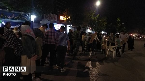 کافه گفتگوی حسینیه امام در هشتاد و هفتمین شب از اجتماعات مردمی 