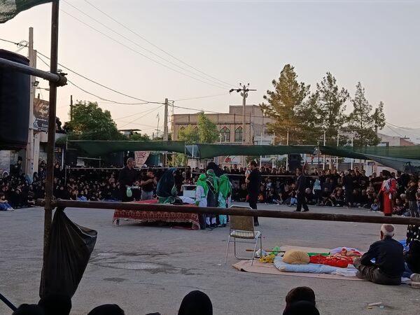 تعزیه خوانی روز عاشورا در دهستان رزق‌آباد