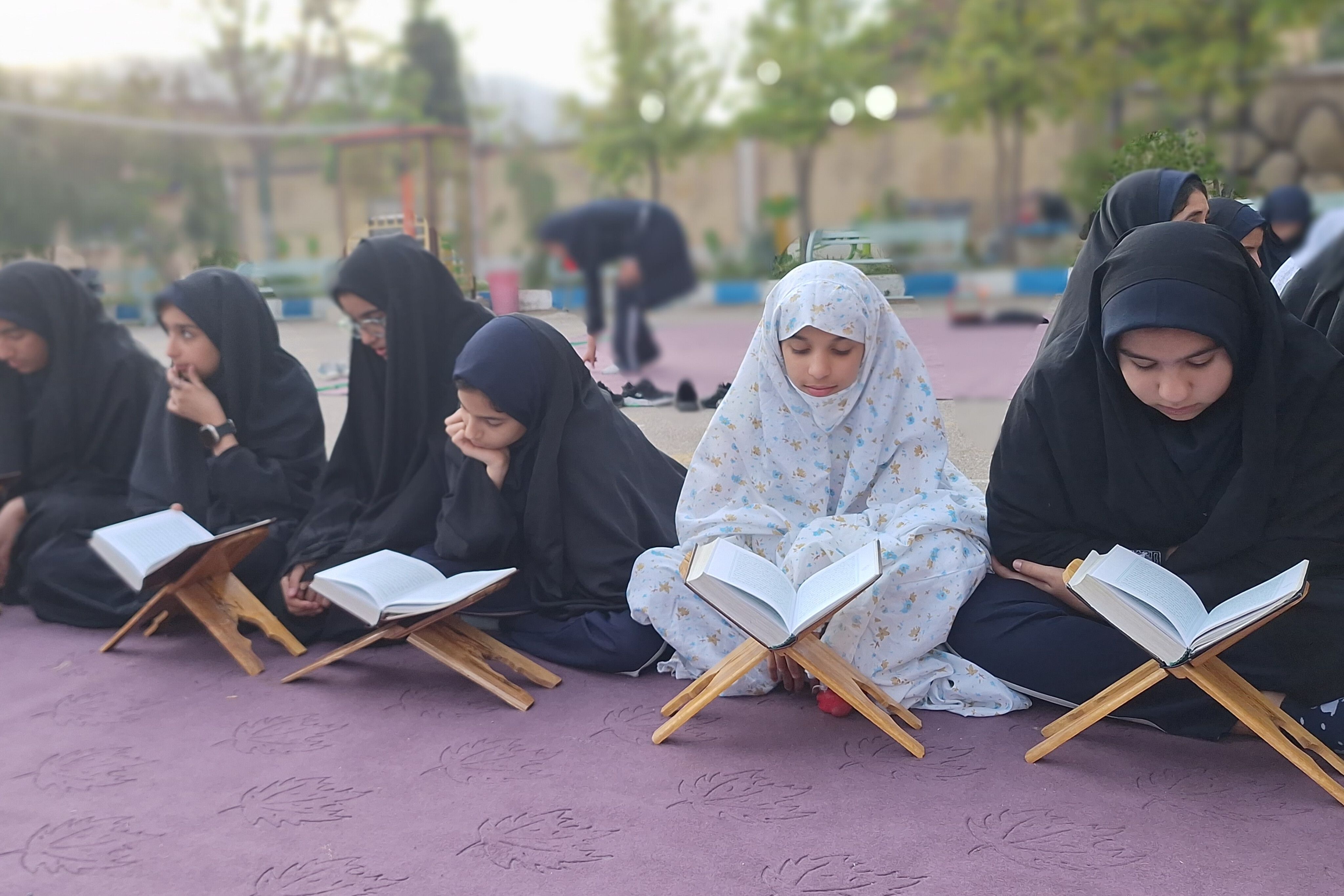 مهمانی فرشتگان بر خوان گسترده ضیافت الله در واپسین لحظات ملکوت