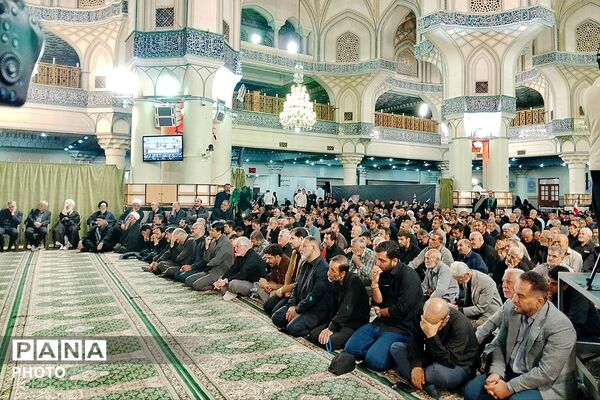 مراسم گرامیداشت رهبر شهید انقلاب در بارگاه ملکوتی حضرت عبدالعظیم حسنی (ع)