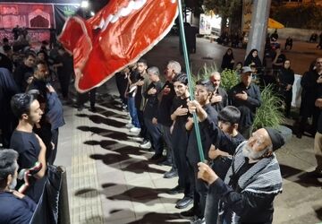 تجمعات شبانه مردم نظرآباد، همزمان با آیین‌های محرم، نماد همبستگی ملی شد