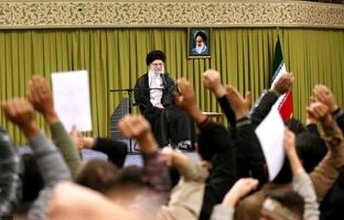 شروع و پایان‌ دیداری وصف‌ناپذیر؛ ‌روایت یک دانش‌آموزخبرنگار از دیدار با رهبر معظم انقلاب‌