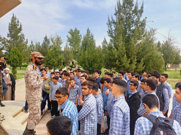 اردوی آموزشی تیراندازی و بازدید از موزه و مزار شهدای گمنام در شهرستان بروجرد