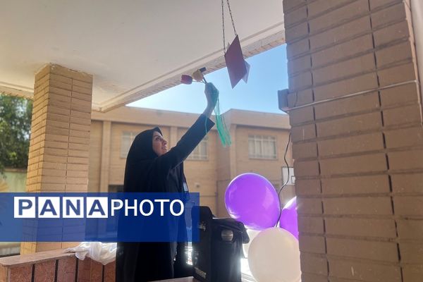 افتتاح نمایشگاه دفاع مقدس و شروع سال تحصیلی در مدرسه صدیقه طاهره(س) ناحیه یک شهرری