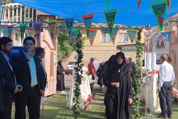 مرحله استانی چهل و دومین مسابقات قرآن عترت ونماز دختر فارس