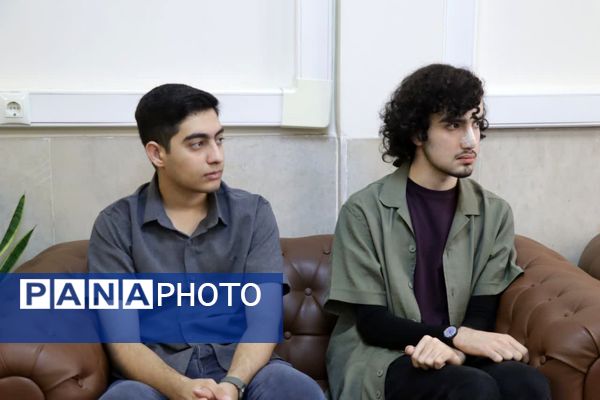 دیدار رتبه برتران کنکور سراسری با مدیرکل آموزش‌وپرورش استان البرز