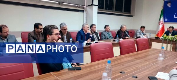 برگزاری جلسه کارگروه تسهیل استان در استانداری