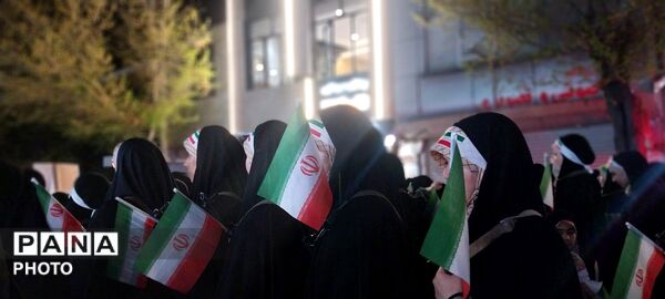 عطر ولادت در کوچه‌های همبستگی