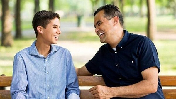 پشتیبانی عاطفی مهم‌ترین نقش والدین در پیشرفت تحصیلی دانش‌آموزان است