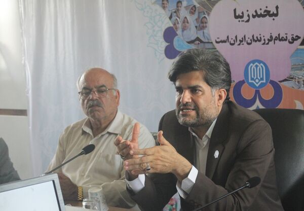 نشست خبری مدیرکل نوسازی مدارس استان بوشهر 