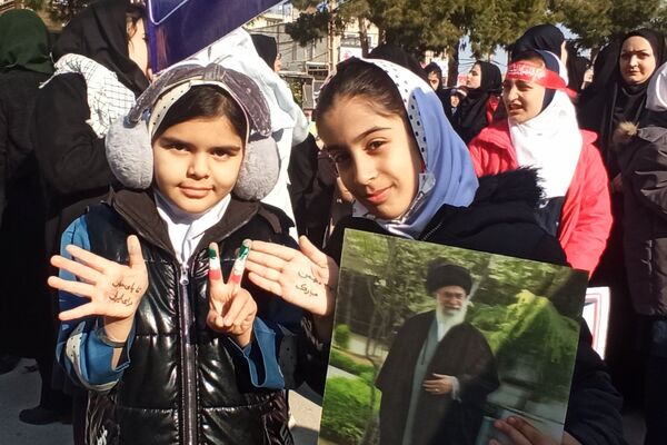 راهپیمایی پر شور ۲۲ بهمن در سرپل ذهاب 