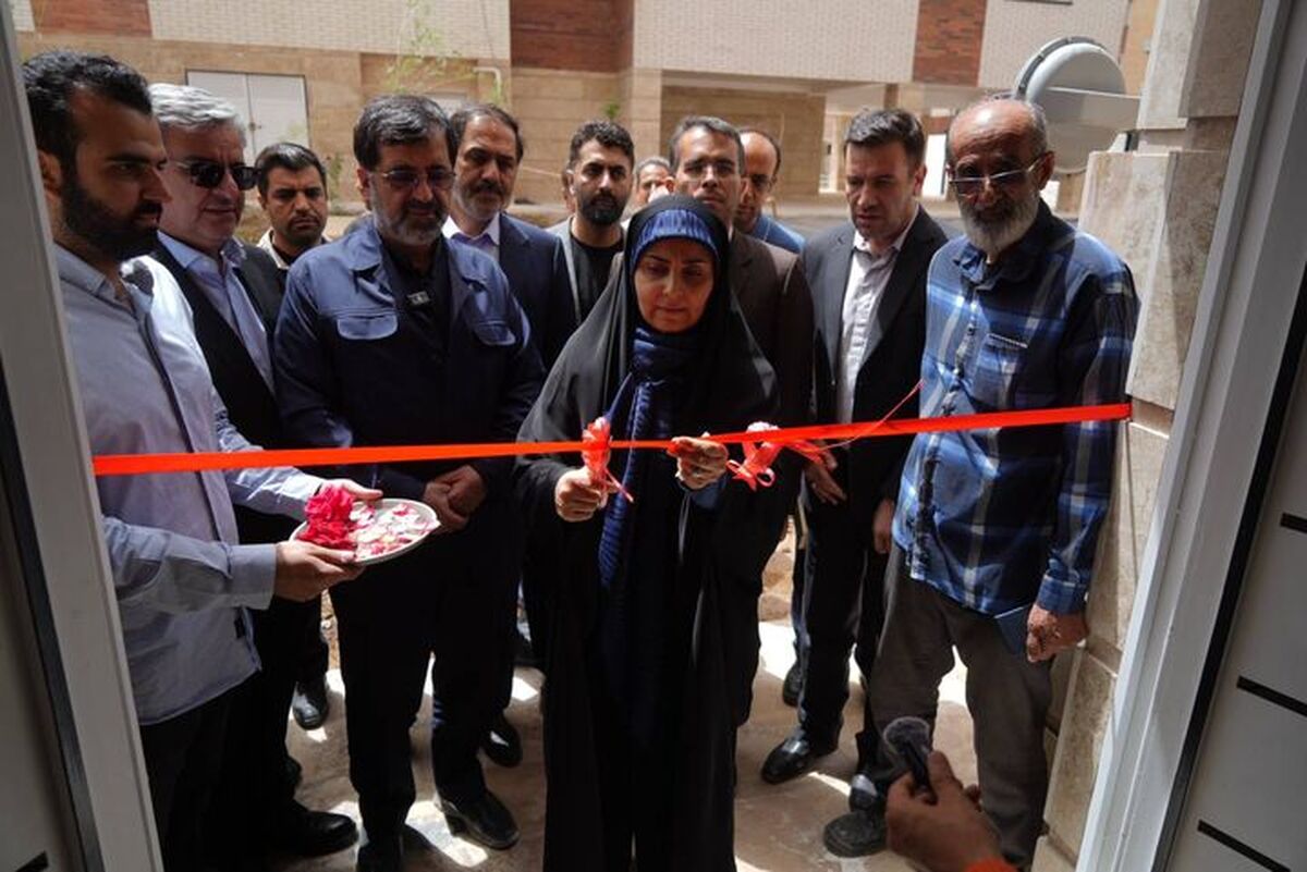 افتتاح ۳۳۹۵ واحد مسکونی در قم با حضور وزیر راه و شهرسازی 