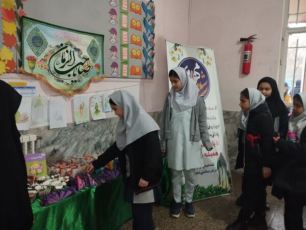 سه‌شنبه‌های مهدوی در مدرسه انقلاب اسلامی ناحیه پنج مشهد