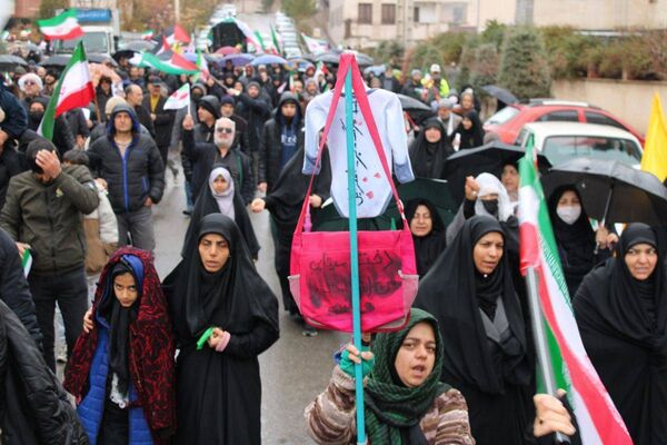 حضور حماسی مردم شهرستان پردیس در راهپیمایی روز قدس با وجود بارندگی