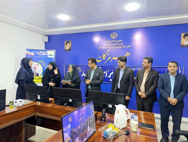 پیشگامان ترویج فرهنگ جوانی جمعیت