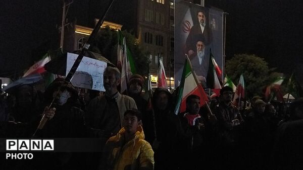 گذری بر سی و ششمین  حماسه مردم نیشابور در بلوار فضل 