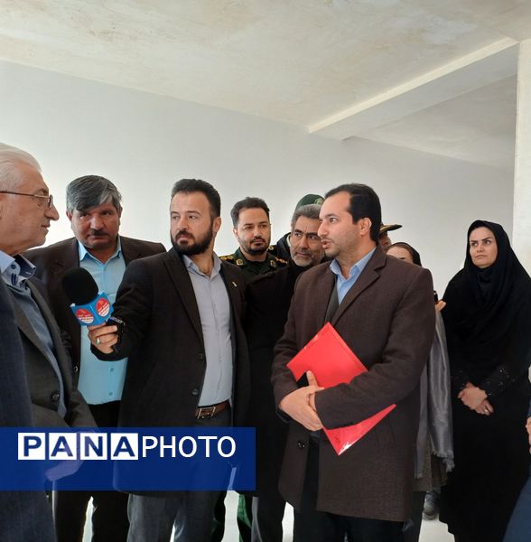 بازید استاندار از روند احداث کتابخانه شهر سنخواست