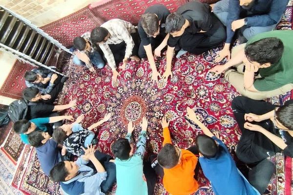 نقش نسل جوان در آینده انقلاب 