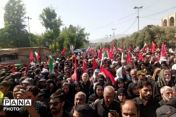 مراسم وداع و بدرقه آقای شهید ایران در مصلی امام خمینی (ره)