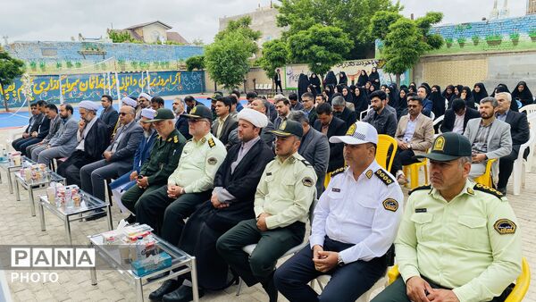 نواخته شدن زنگ سپاس معلم در باخرز