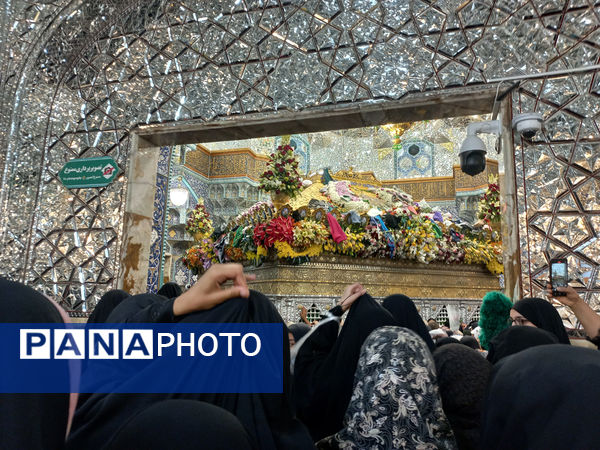 جشن تکلیف دختران و گرامیداشت دهه کرامت در قم