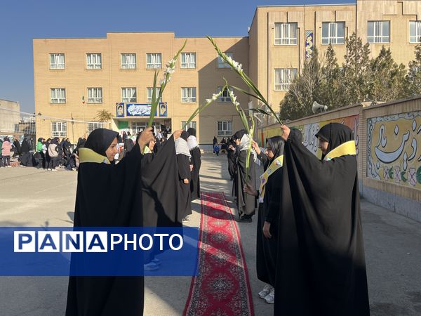 پایان مسیر عاشقی با بدرقه پیکر شهید گمنام