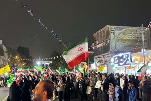 پرچم ایران تکه‌ای از خاطراتی که با نام ایران گره خورده‌ است