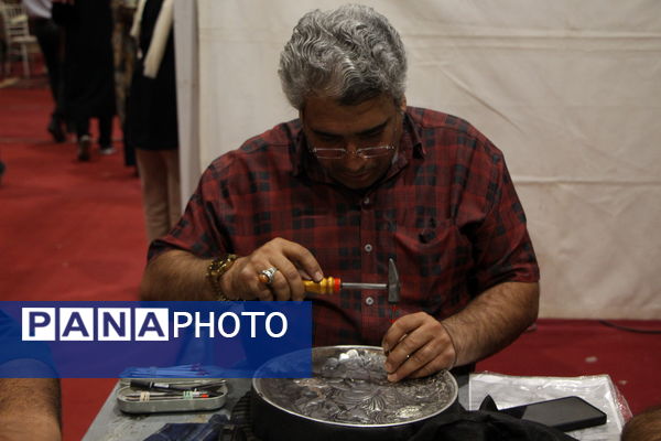  شانزدهمین نمایشگاه صنایع دستی یزد