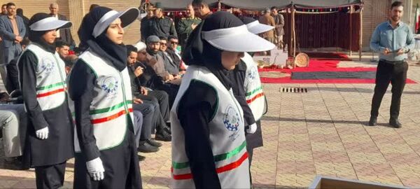 آیین نمادین نواختن زنگ انقلاب در دبستان حضرت آمنه (س)