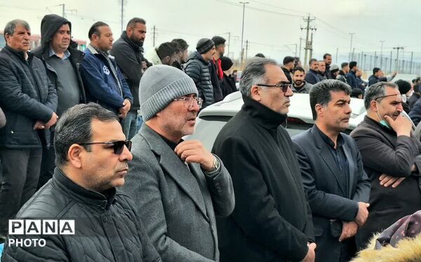 تشییع پیکر مطهر پنج شهید مدافع وطن اهل مرند در دریای خروشان مشتاقان شهادت 