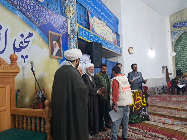 محفل انس با قرآن کریم در مسجد جامع قائمشهر